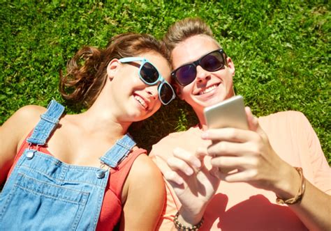 dating apps jongeren|Top 10 Dating Apps for Teenagers